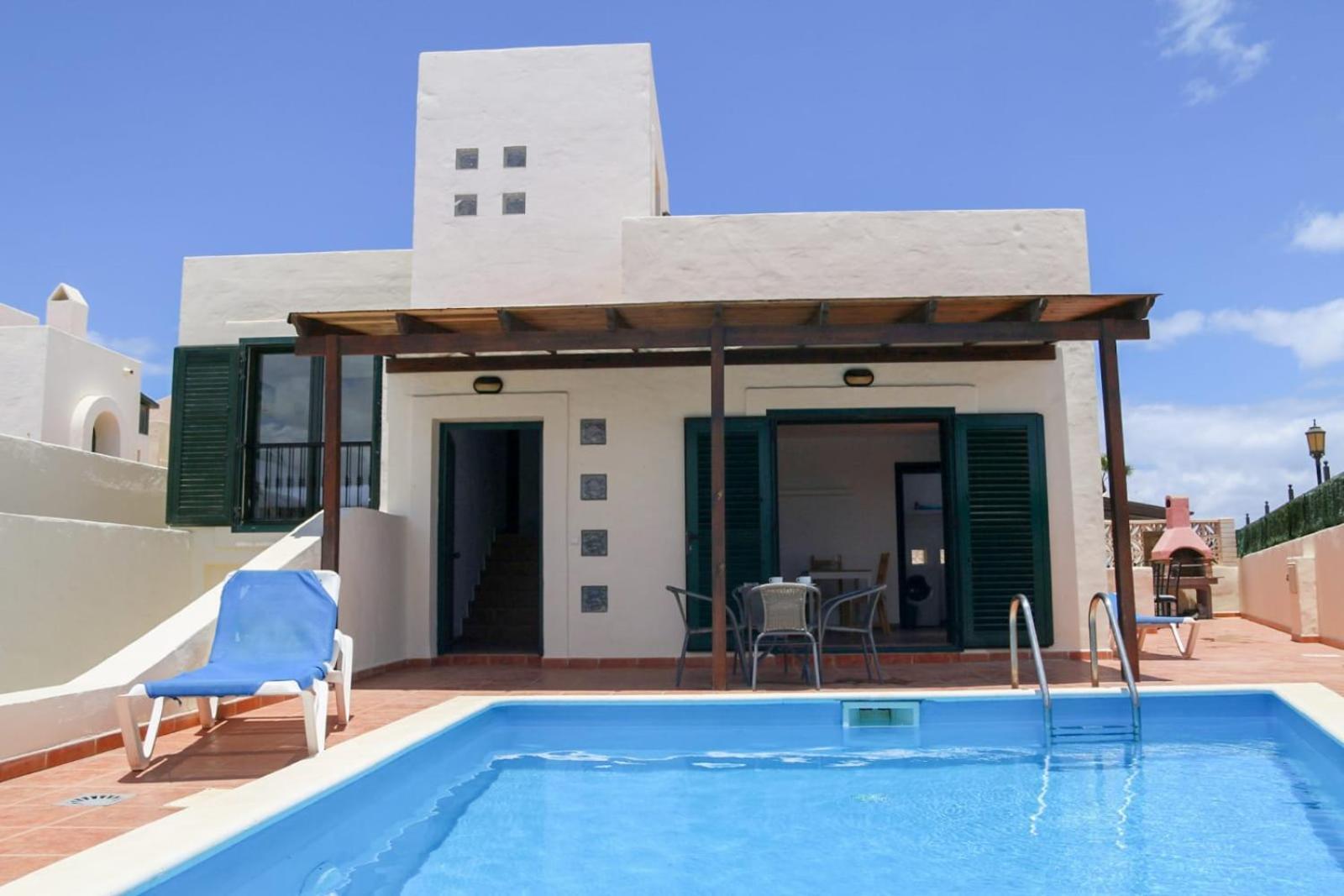 Villa con piscina cerca de las dunas de corralejo Exterior foto