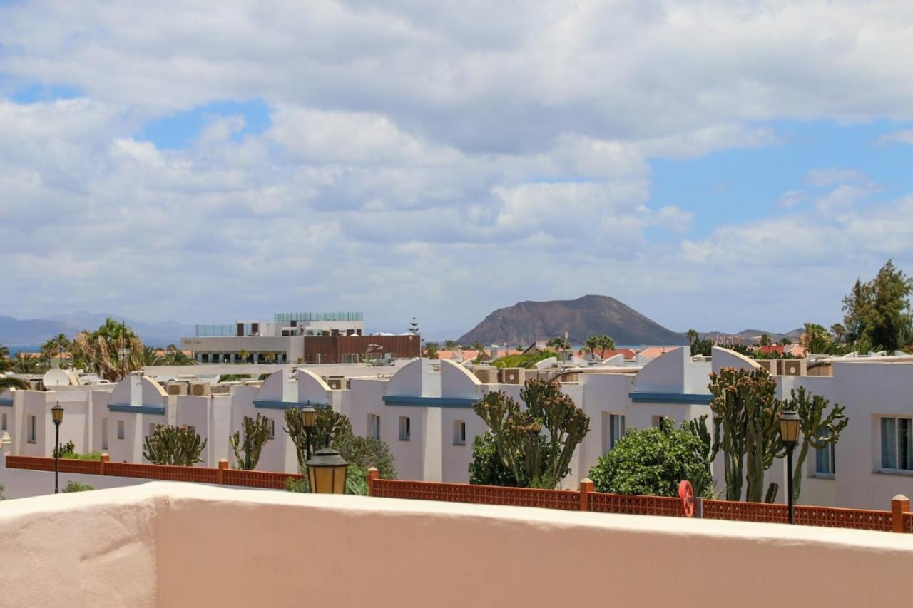 Villa con piscina cerca de las dunas de corralejo Exterior foto
