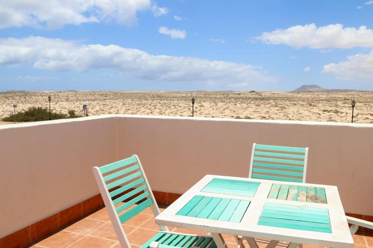 Villa con piscina cerca de las dunas de corralejo Exterior foto