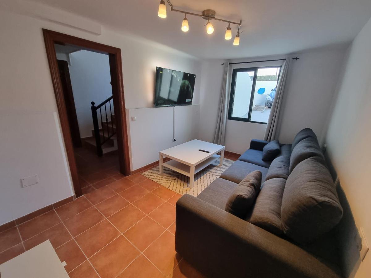 Villa con piscina cerca de las dunas de corralejo Exterior foto